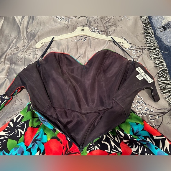 A.J. Bari Floral Hawaiian Sundress - Picture 9 of 12